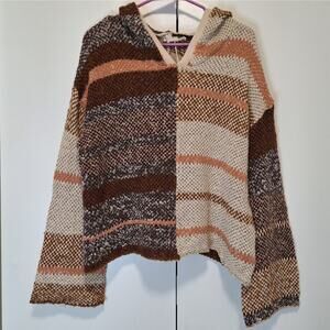 Hem & Thread Distressed Earthy Colorblock Sweater  Hoodie Size Medium NWT